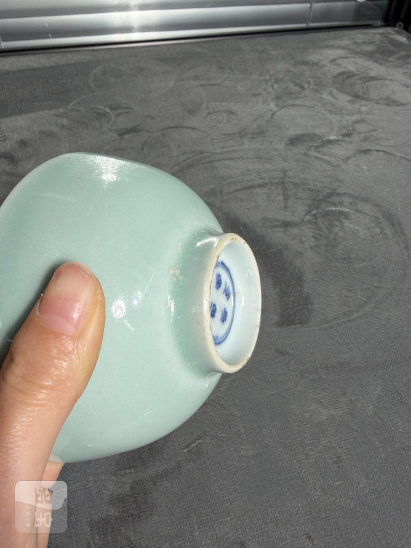 清雍正外粉青釉内青花双龙赶珠纹小杯 - 图8